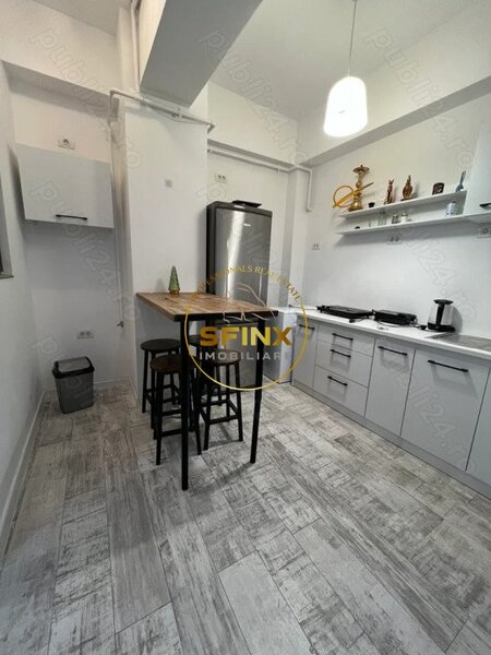 Splaiul Unirii De inchiriat apartament cu 3 camere in zona Splaiul Unirii
